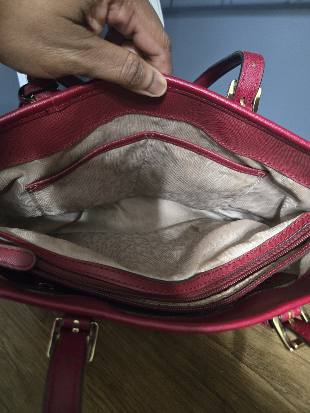 Michael Kors Dark Red Saffiano Large Pocket Tote Bag - Picture 9 of 10